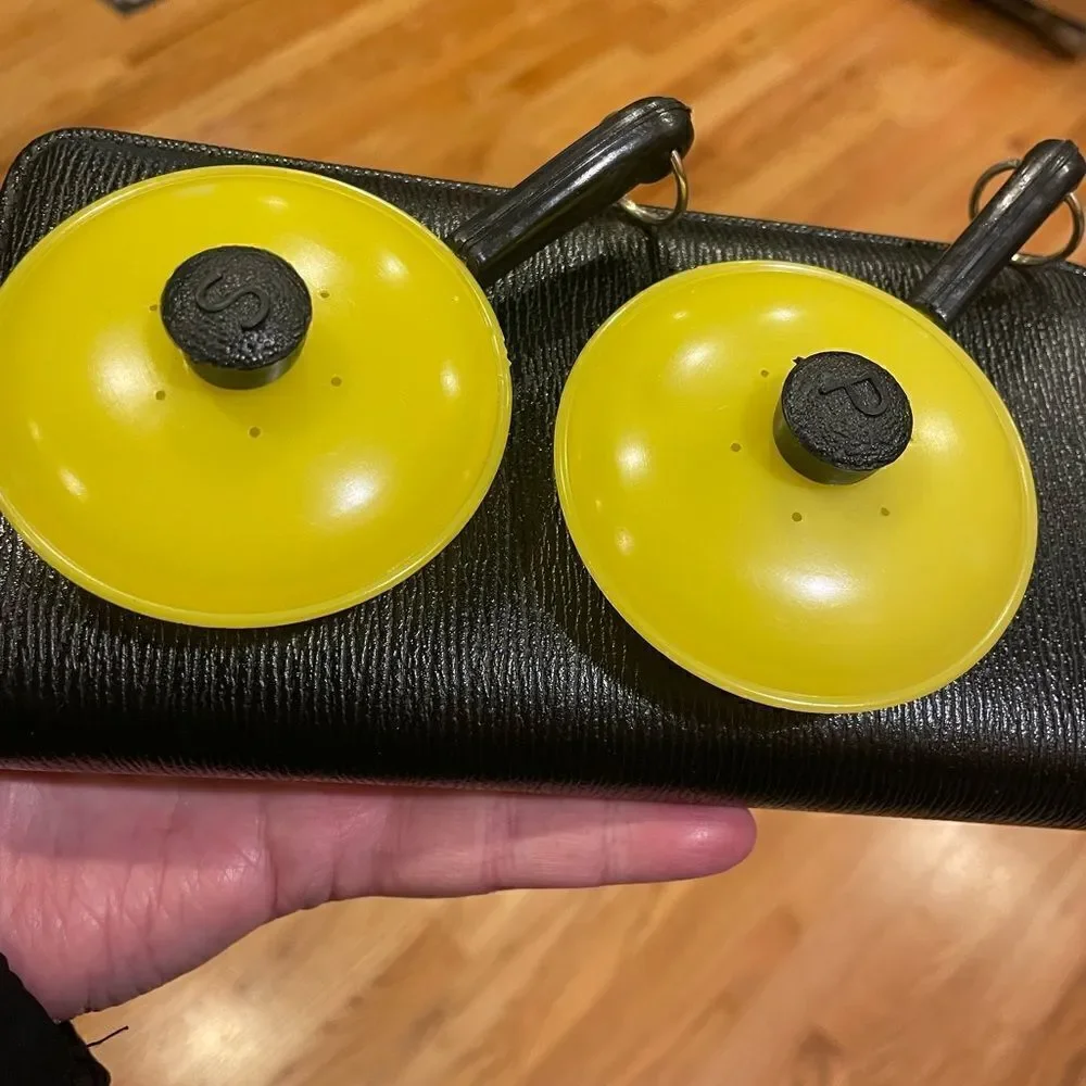 Vintage Yellow Frying Pan Salt and Pepper Shakers Hong Kong
